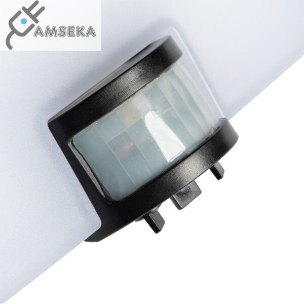 8W LED prožektorius su judesio davikliu ir saulės baterija 2